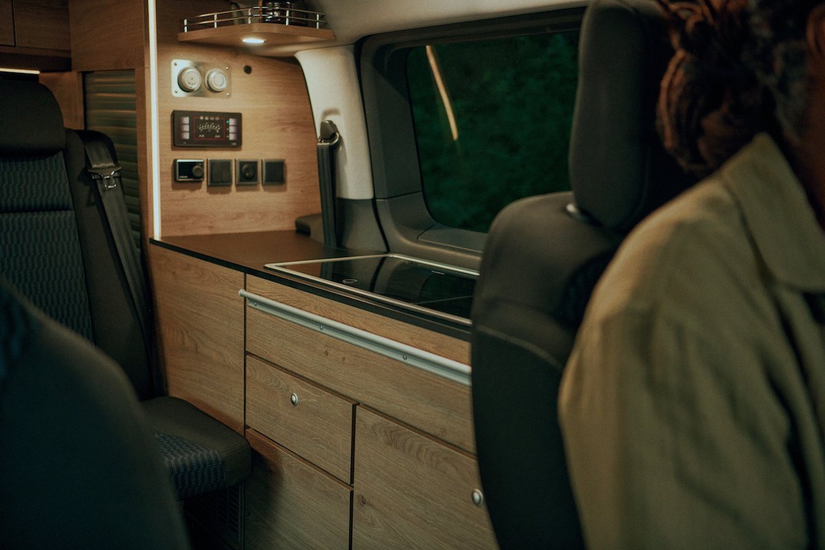 Citroën svela il concept Type Holidays, una rivisitazione del famoso Type H Citroën svela il concept Type Holidays, una rivisitazione del famoso Type H