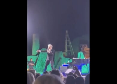 Sgarbi sta con Morgan: “È un artista maledetto, frocio non è un’offesa”