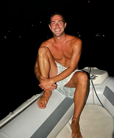 Tommaso Zorzi senza veli, Aurora Ramazzotti: “Ma non ti vergogni?” FOTO