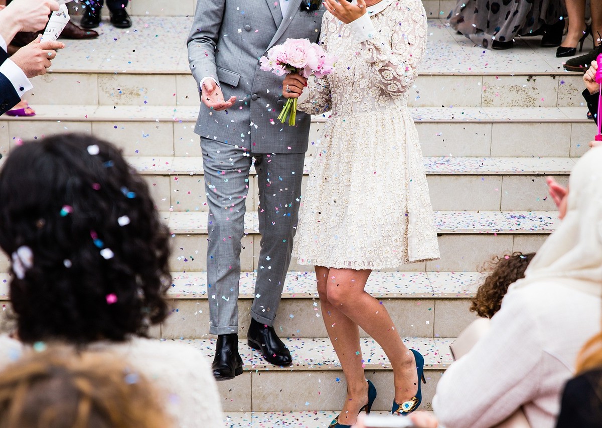 Sposi romani a Foggia: ladro col cuore restituisce auto con abiti da cerimonia