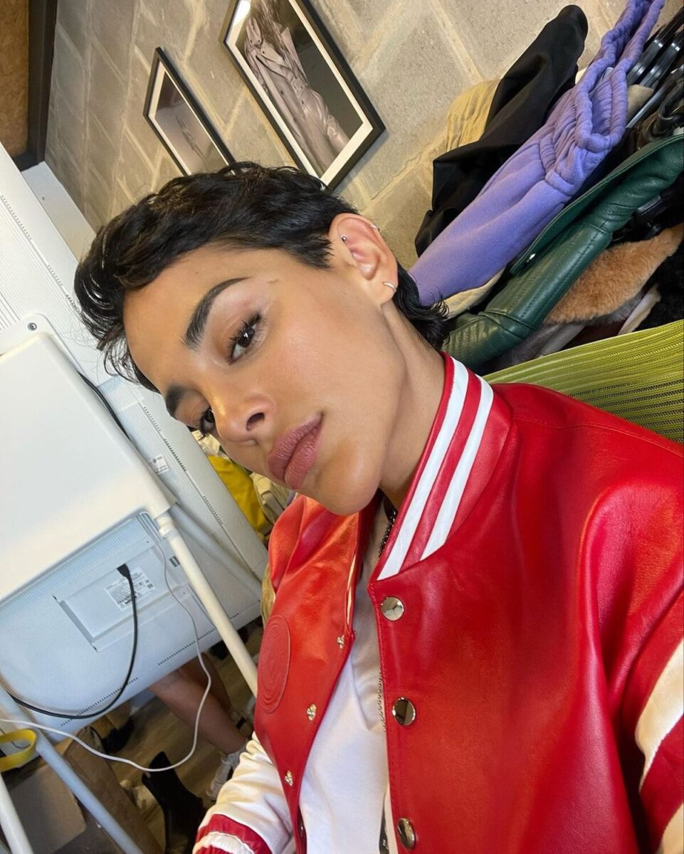 Silurata la Gatta Nera del Mercante in Fiera, una storia su Instagram indigna la Rai. FOTO