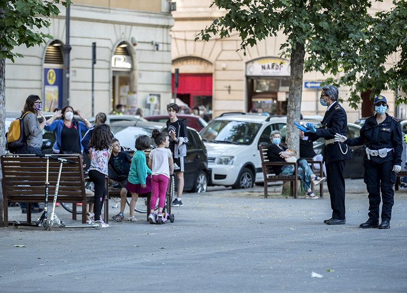 Roma, sicurezza da brivido: bruciati 14 mln di fondi straordinari dei vigili Roma, sicurezza da brivido: bruciati 14 mln di fondi straordinari dei vigili
