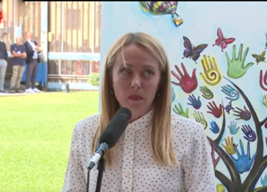 Bari, l’annuncio choc di un affittacamere: “No agli elettori della Meloni”