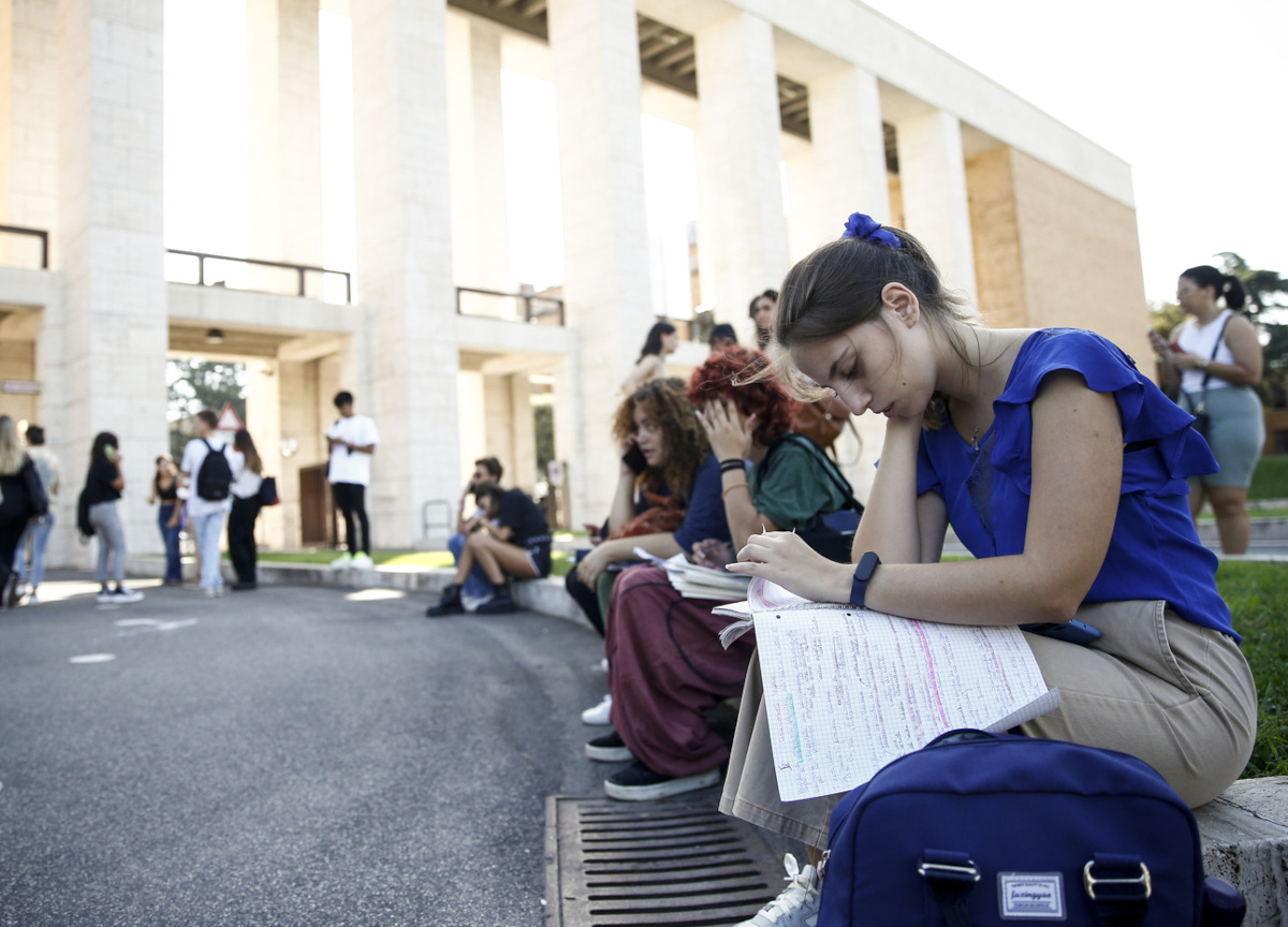 Mutui, bollette e scuola: stangata d’autunno da 1.600 euro in arrivo Mutui, bollette e scuola: stangata d’autunno da 1.600 euro in arrivo