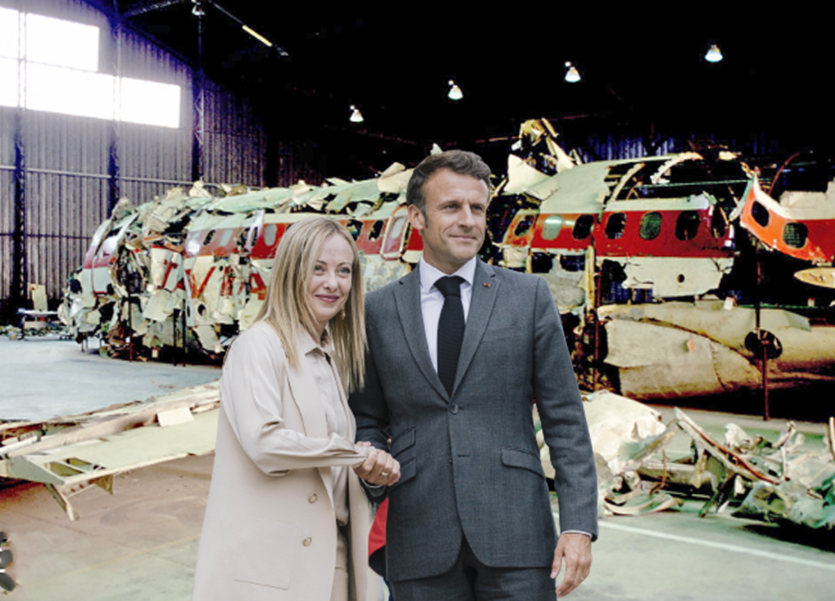 Ustica, Meloni non vuole rompere con Macron. A Parigi archivi sempre segreti Ustica, Meloni non vuole rompere con Macron. A Parigi archivi sempre segreti