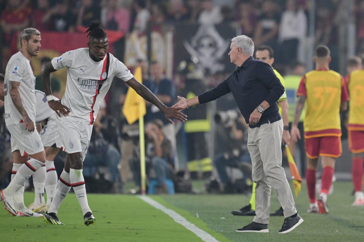 Mourinho, Sky va in gol con l’allenatore della Roma. L’annuncio è servito