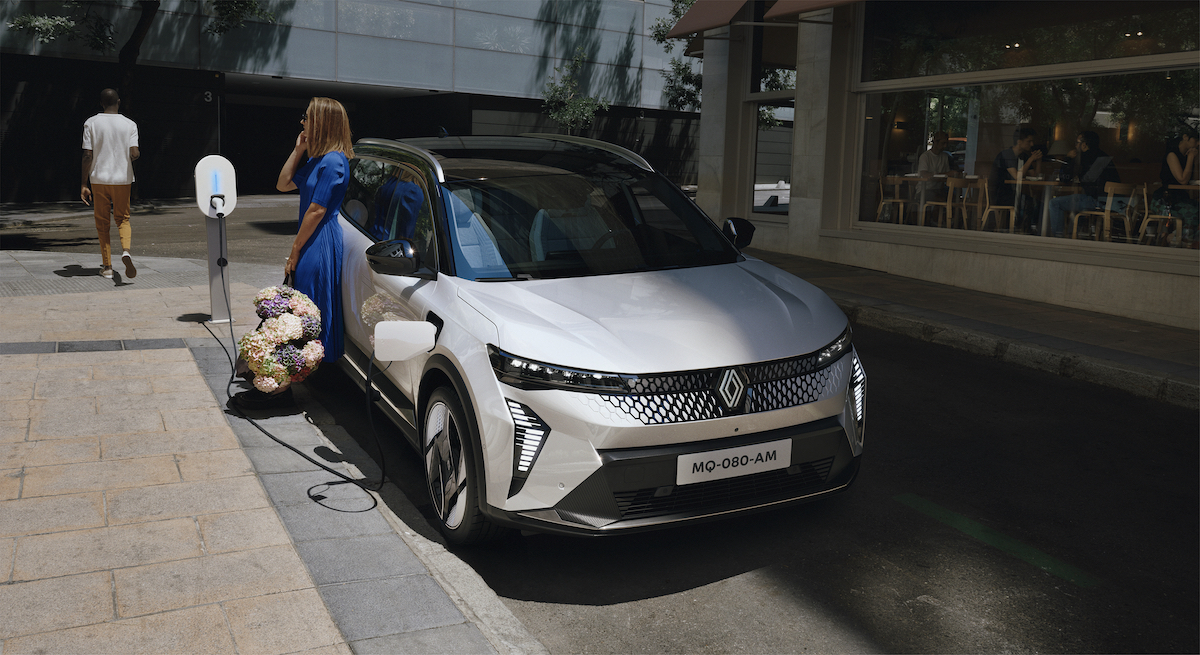IAA 2023 Renault svela Nuovo Scenic E-Tech Electric, ispirato dalle famiglie IAA 2023 Renault svela Nuovo Scenic E-Tech Electric, ispirato dalle famiglie