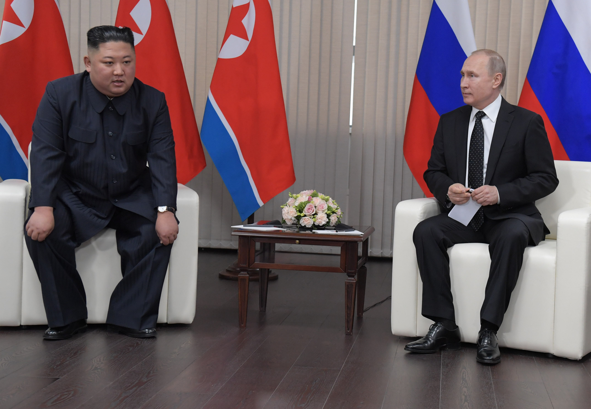 Putin: “Zelensky copre i nazisti”. Armi, Kim verso l’incontro con lo zar Putin: “Zelensky copre i nazisti”. Armi, Kim verso l’incontro con lo zar