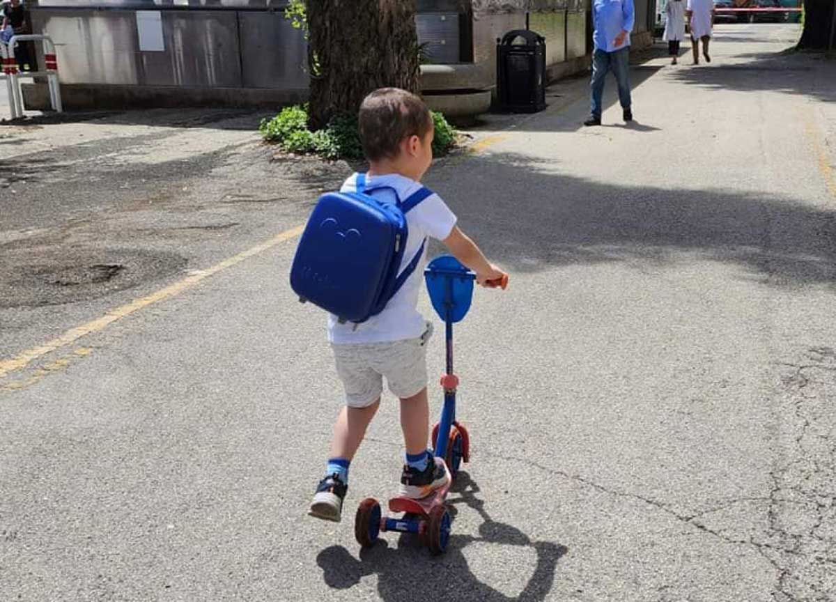 Bimbi abbandonati sul Gra, mangiavano terra: salvati all’Umberto I. La storia Bimbi abbandonati sul Gra, mangiavano terra: salvati all’Umberto I. La storia