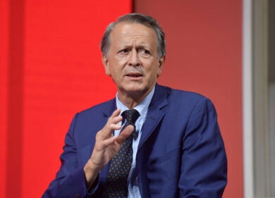 Sole 24 Ore, redazione spaccata. Scontro totale tra giornalisti e il Cdr