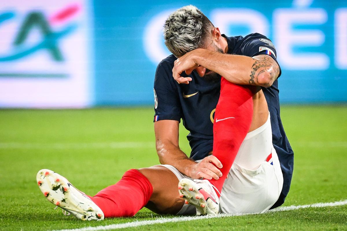 Giroud infortunio, caviglia ko. Esce in lacrime. Milan, come sta l’attaccante Giroud infortunio, caviglia ko. Esce in lacrime. Milan, come sta l’attaccante