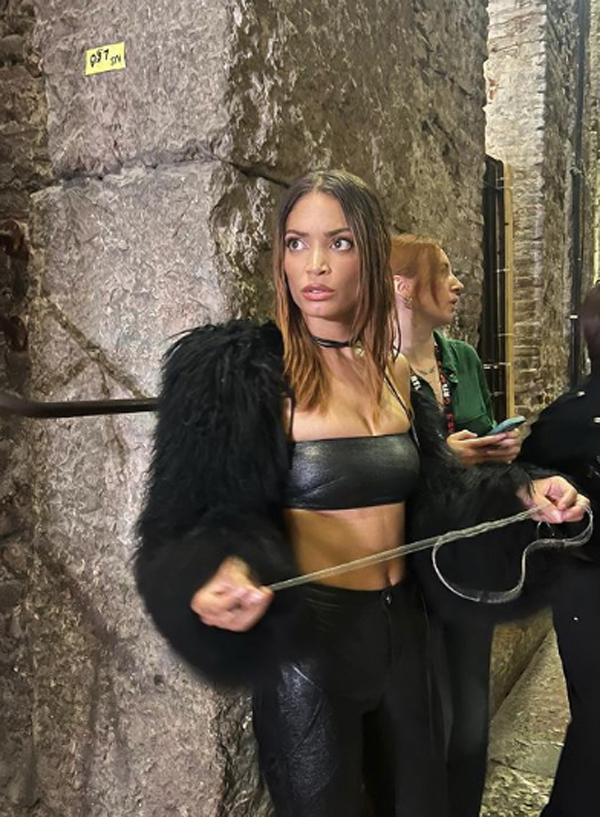 Elodie stile Catwoman (le foto da infarto) e Andrea Iannone è… Rosso Ducati! Elodie stile Catwoman (le foto da infarto) e Andrea Iannone è… Rosso Ducati!