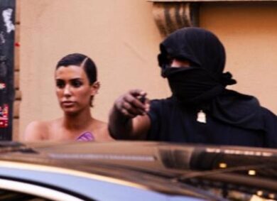 La moglie di Kanye West paparazzata: lato B e nude look bollente- FOTO