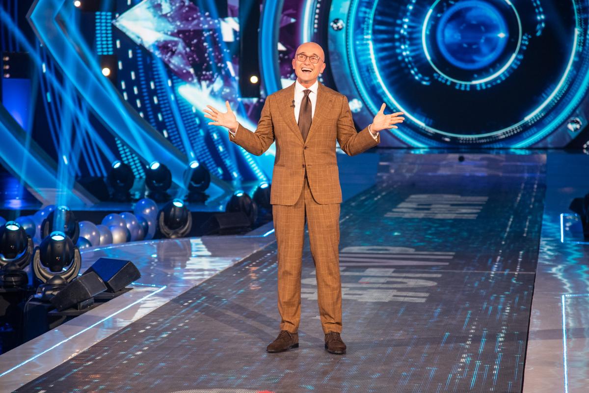 Programmi TV 11 settembre 2023: cosa c’è oggi in TV Programmi TV 11 settembre 2023: cosa c’è oggi in TV