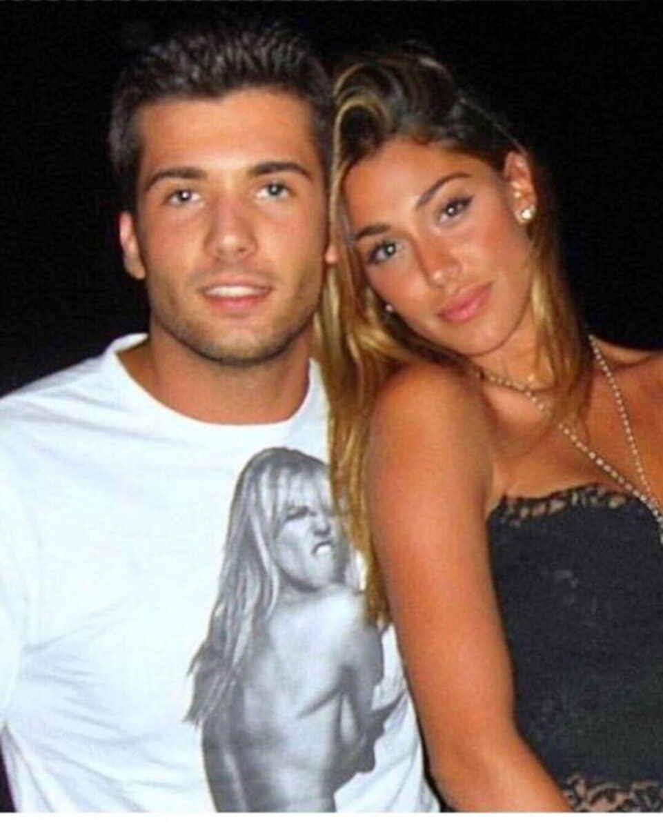 Belen – Elio Lorenzoni, è finalmente arrivato il bacio. LE FOTO Belen – Elio Lorenzoni, è finalmente arrivato il bacio. LE FOTO
