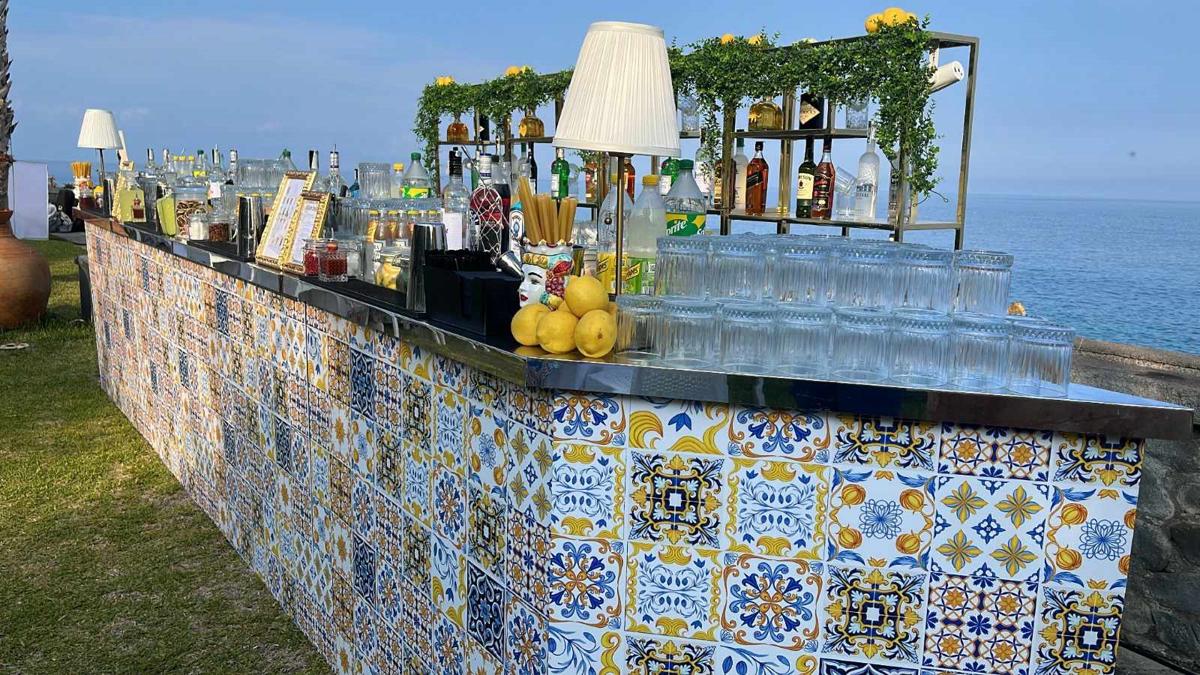 IL COCKTAIL DELLA DISCORDIA