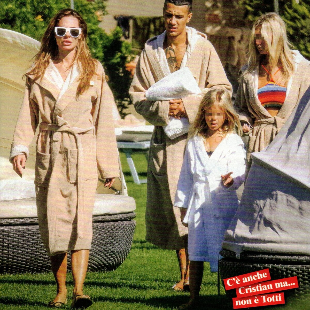 Ilary Blasi alla spa di lusso con Bastian: prove di famiglia allargata- FOTO Ilary Blasi alla spa di lusso con Bastian: prove di famiglia allargata- FOTO