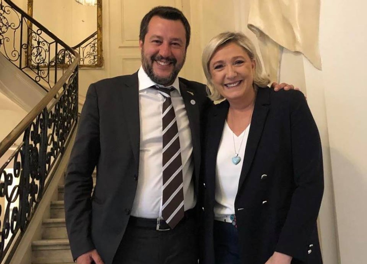 Galleria foto 'Sì all’accordo con Le Pen. Gli italiani stanno con Salvini. Sondaggio' - foto 1