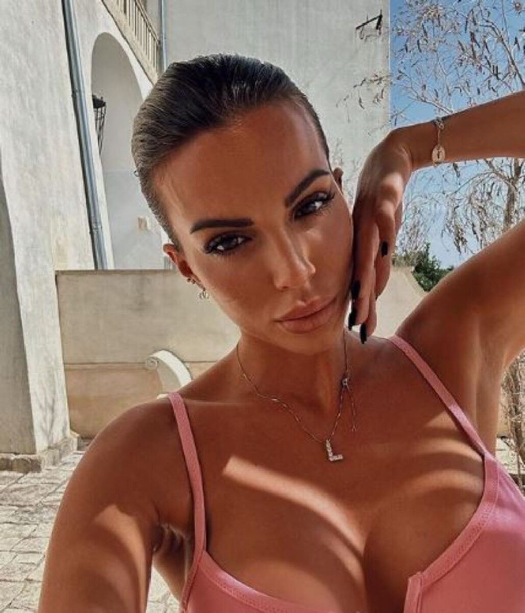 Ludovica Pagani in bikini, che curve: fisico da top model al mare. FOTO
