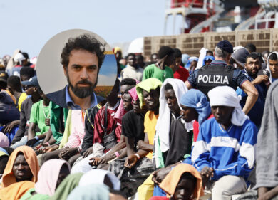 Migranti, Giarrusso: “Eliminiamo gli Accordi di Dublino. La destra ha mentito”