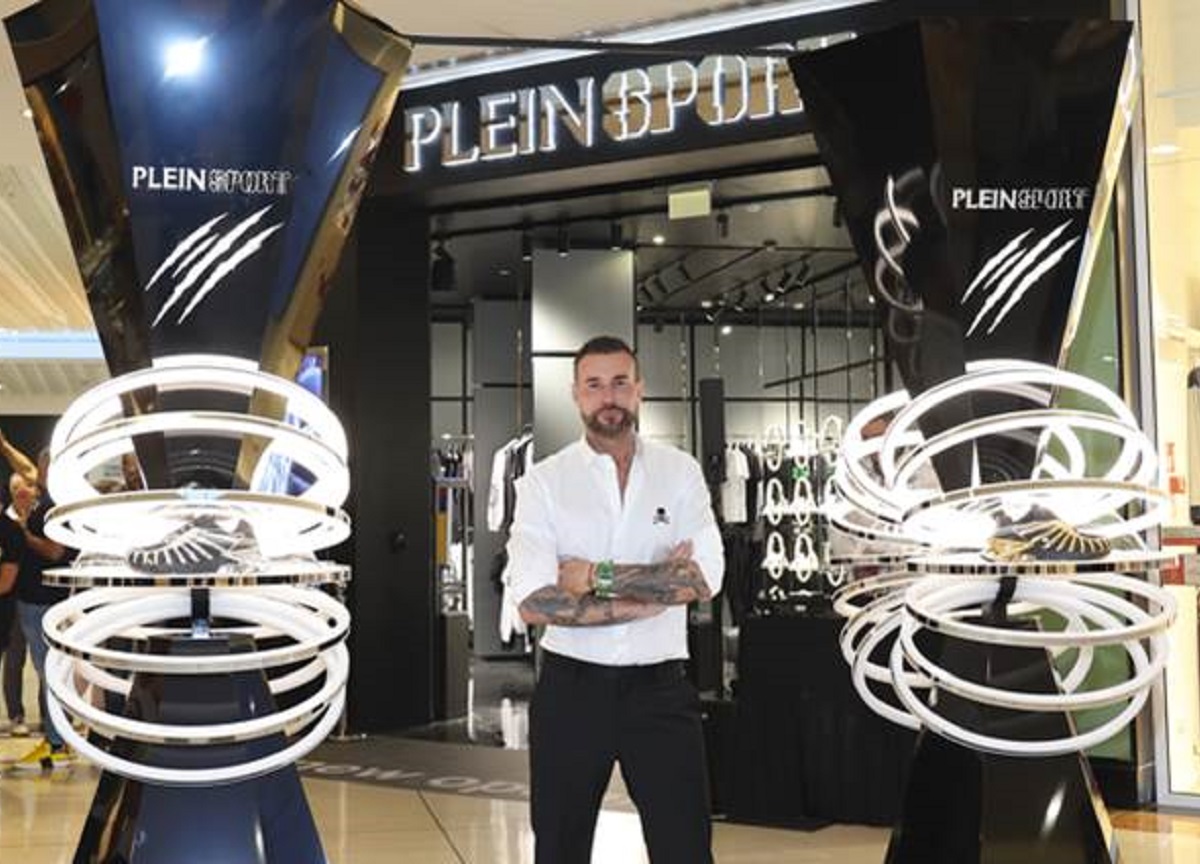 Plein Sport atterra all’Oriocenter: “Il vero lusso? Stare con la mia famiglia”