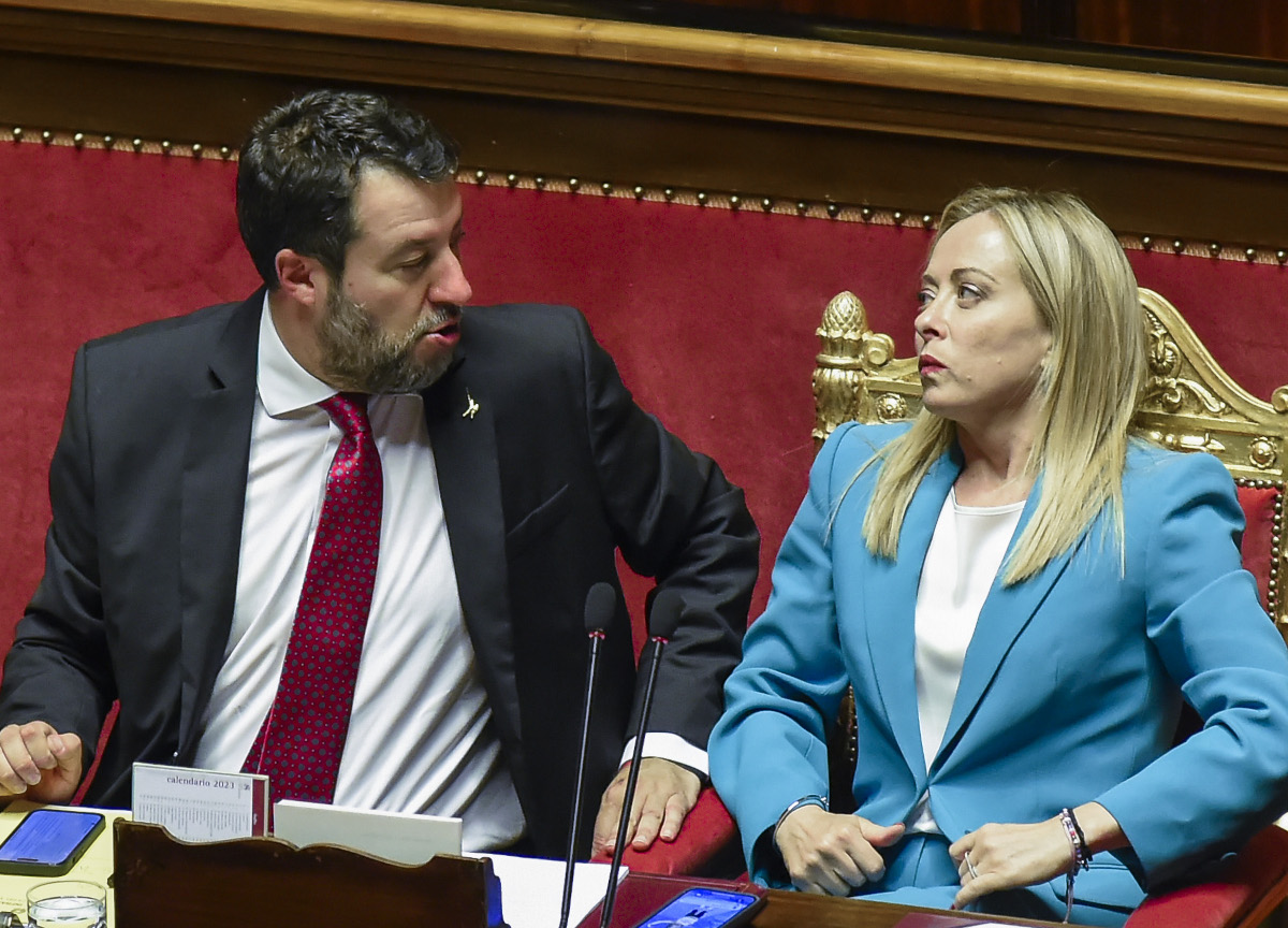 Salvini strappa con Meloni: “Ora la marina militare per fermare gli sbarchi”