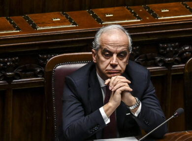 Migranti, Piantedosi: “Basta calcoli politici. Io in continuità con Salvini”