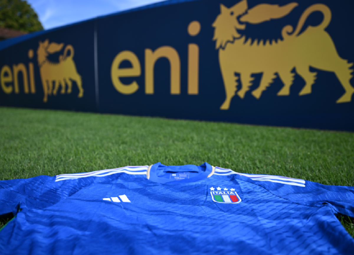 Eni è Top Partner delle Nazionali italiane di calcio fino al 2026 Eni è Top Partner delle Nazionali italiane di calcio fino al 2026