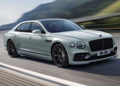 Roma città del lusso: con la Flyng Spur apre punto vendita della Bentley