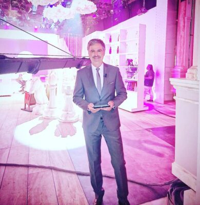 L’eleganza e il sorriso di Beppe Convertini