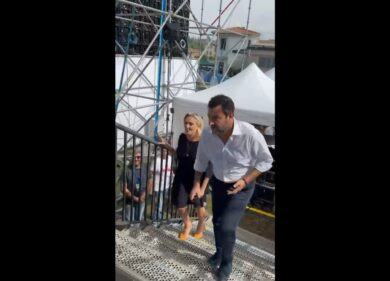 Lega, raduno a Pontida: Marine Le Pen conquista i militanti. VIDEO di Affari