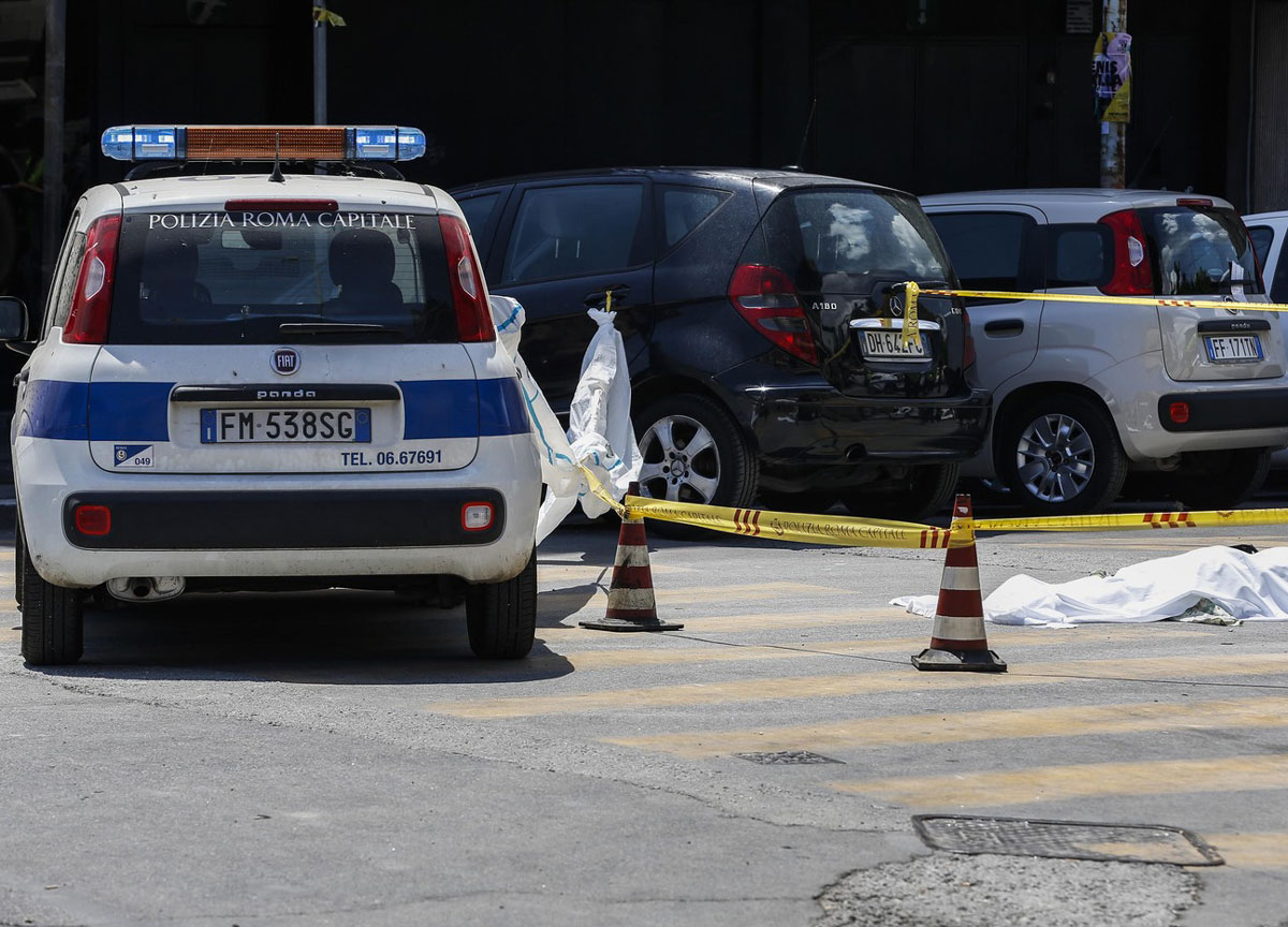 Ucciso a 13 anni sulle strisce pedonali, in fuga l’autista poi si costituisce Ucciso a 13 anni sulle strisce pedonali, in fuga l’autista poi si costituisce