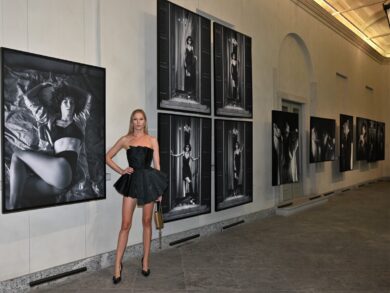 Una grande mostra al femminile apre la settimana della MFW a Milano