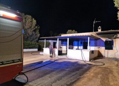 Brindisi, donna trovata carbonizzata in casa: sospetti sul figlio