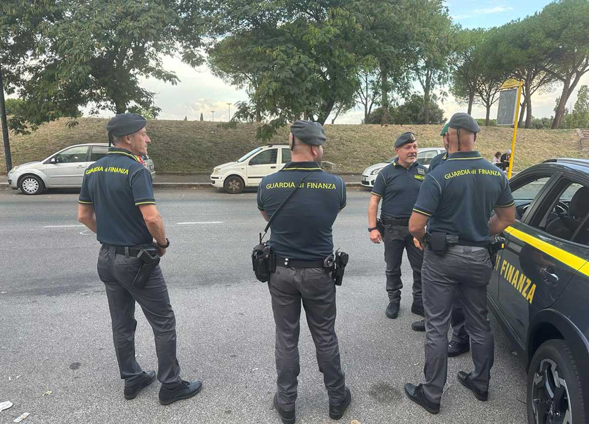 Tor Bella Monaca: guerra ai narcos di Roma, in 300 nella piazze di spaccio