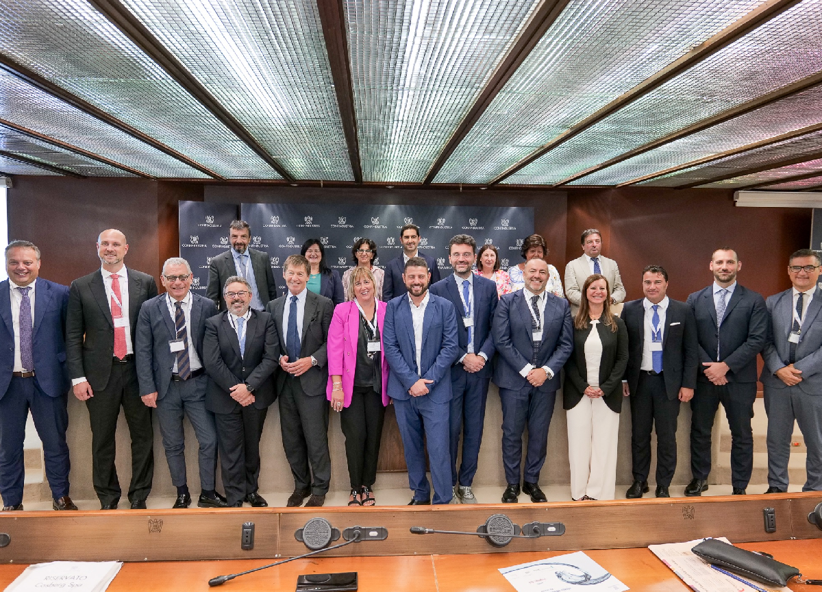 Confindustria: consegnato il “Premio IXI” a 12 imprese Confindustria: consegnato il “Premio IXI” a 12 imprese