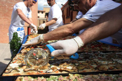 Vicenza, apre una pizzeria abusiva in giardino: maximulta per il gestore