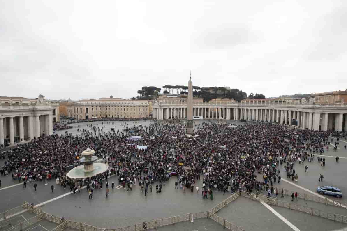 L’evento di Fratelli d’Italia: la Meloni a San Pietro tra cantieri e chiusure