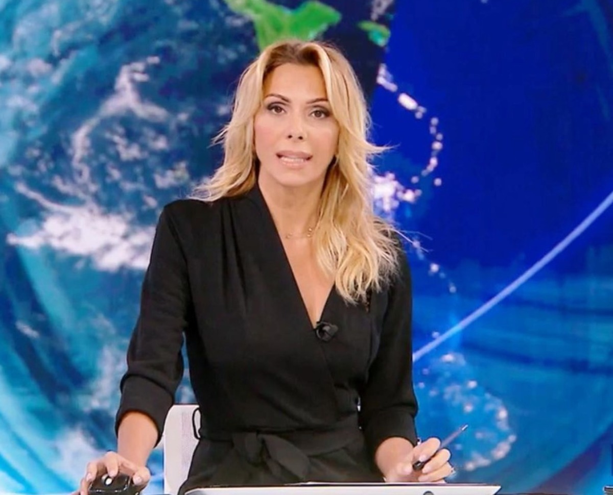 Mattino 5, Simona Branchetti ruba il posto a Federica Panicucci? Giambruno spinge per la promozione