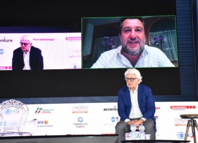 Salvini: “Sanare le piccole irregolarità edilizie e fare cassa”