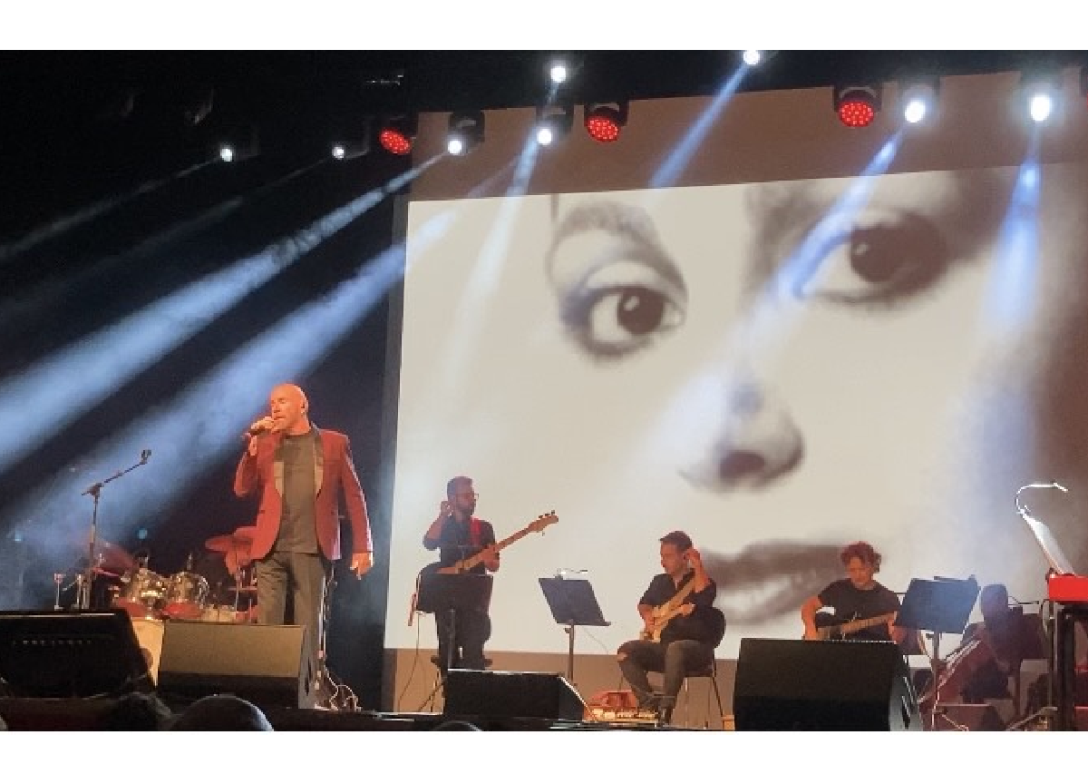Buon compleanno Mimì: grande successo per il concerto-evento a Milano