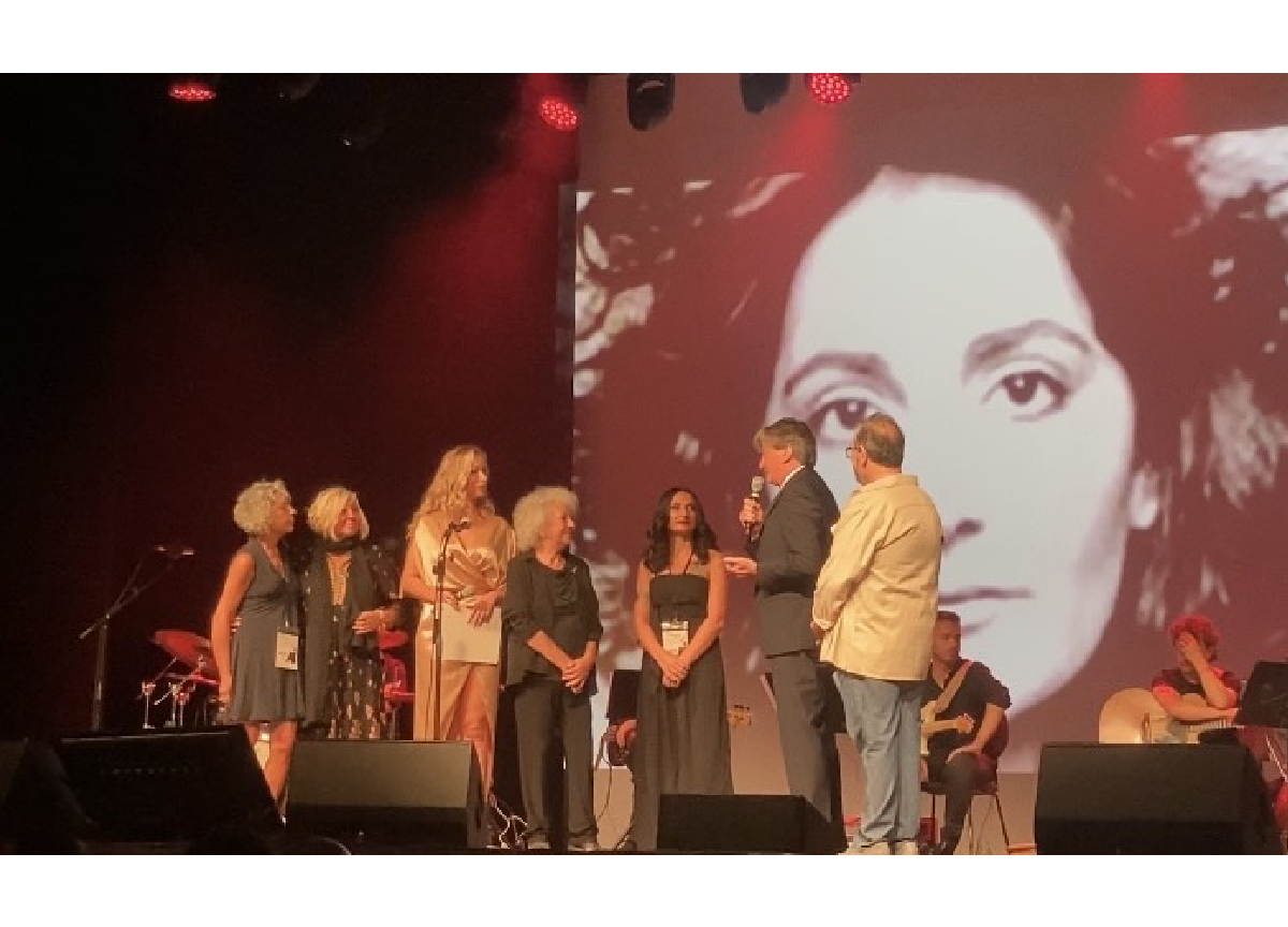 Buon compleanno Mimì: grande successo per il concerto-evento a Milano