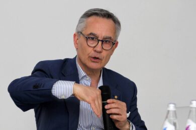 Giustizia privata a Pompei, rapinatore pestato. Garofano: “La società è stufa”