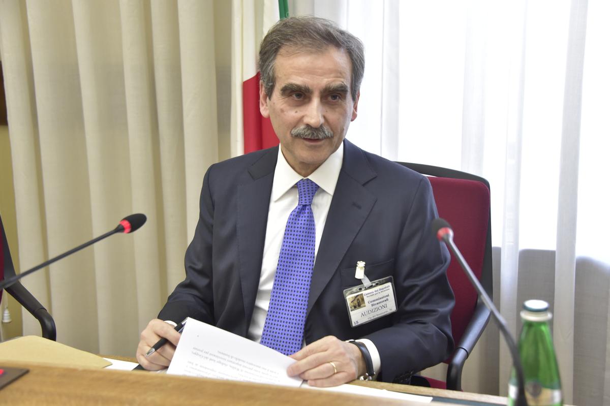 Mps, l’ipotesi di cedere ad ottobre l’8%. Advisor già mobilitati: si accelera Mps, l’ipotesi di cedere ad ottobre l’8%. Advisor già mobilitati: si accelera
