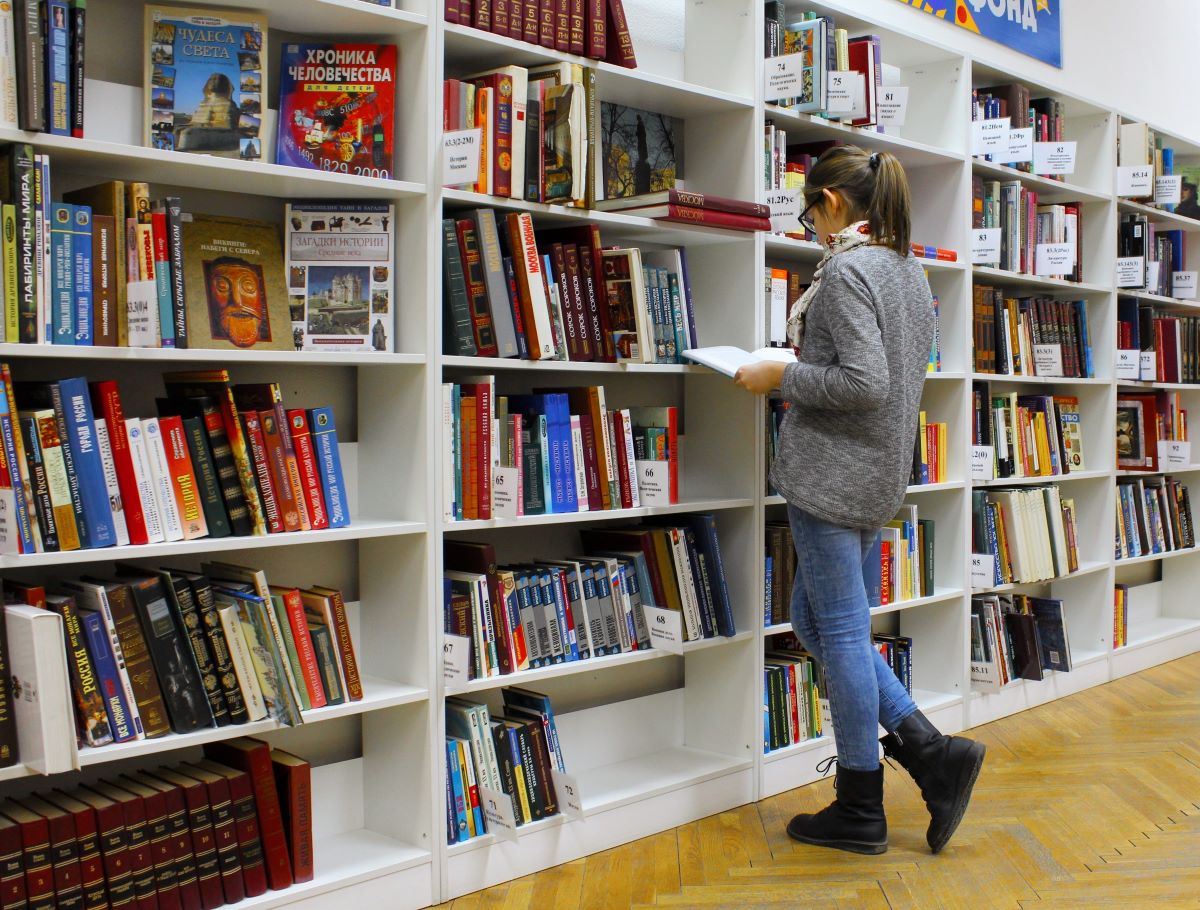 Da Mondadori a Amazon: all’indice i responsabili della morte delle librerie Da Mondadori a Amazon: all’indice i responsabili della morte delle librerie