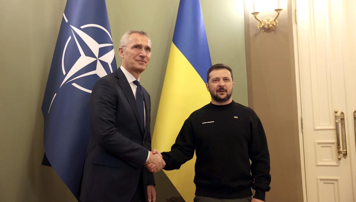 Ucraina-Nato, “ingresso più vicino”. Putin: “Lavoriamo a nuove armi nucleari” Ucraina-Nato, “ingresso più vicino”. Putin: “Lavoriamo a nuove armi nucleari”