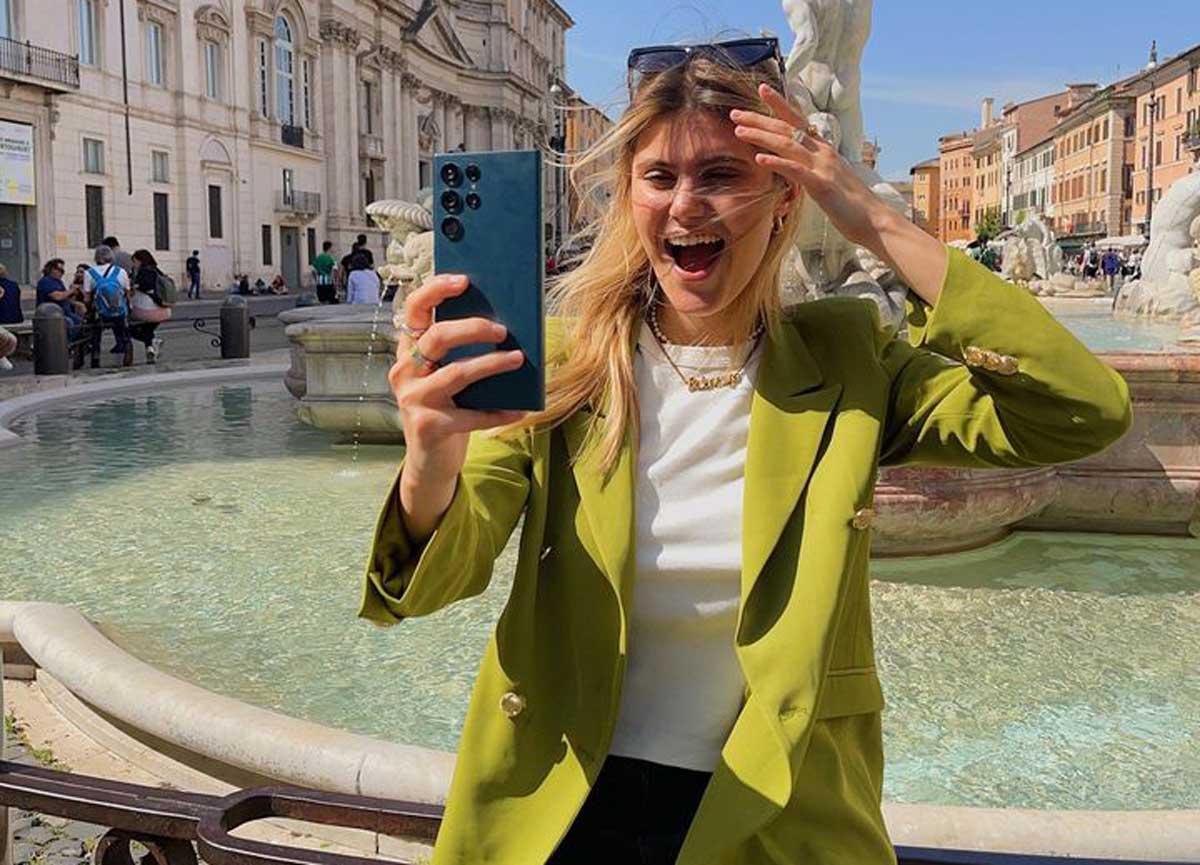 Jenny De Nucci, Lolita tremenda che fa cinema serio e forse rinnega i social