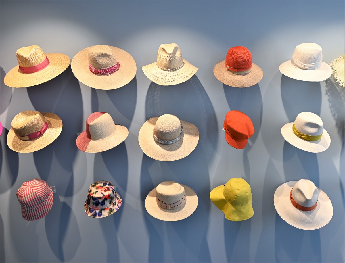 BORSALINO il fascino della natura per la primavera estate 2024 BORSALINO il fascino della natura per la primavera estate 2024