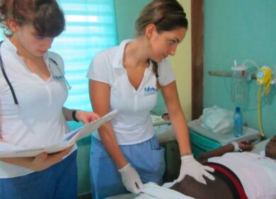 Assistente materna, psicologi lombardi: figura inadatta, “grande preoccupazione”