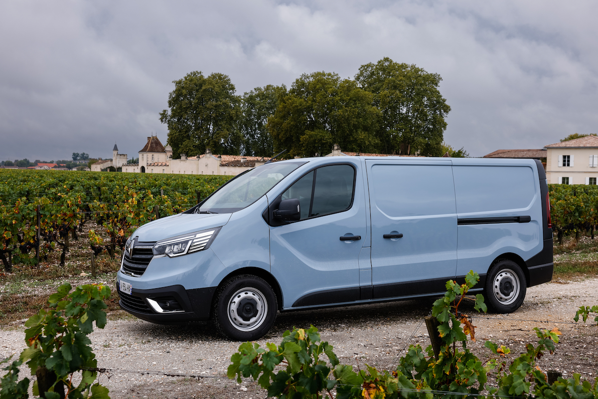 Debutta il nuovo Renault Trafic Van E-Tech Electric